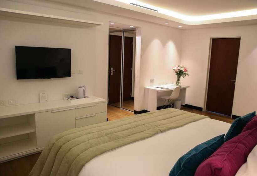 اتاق کلاسیک, Ilum Experience Home