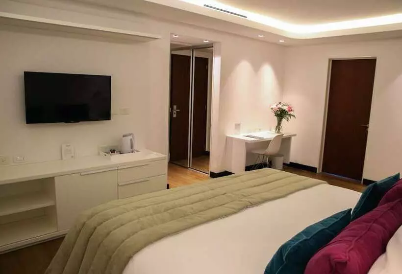 اتاق کلاسیک, Ilum Experience Home