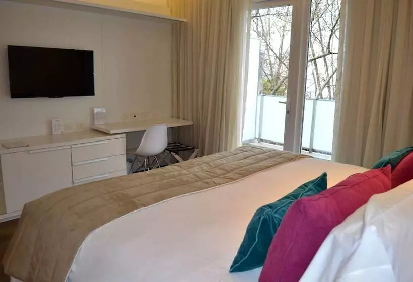 اتاق کلاسیک, Ilum Experience Home