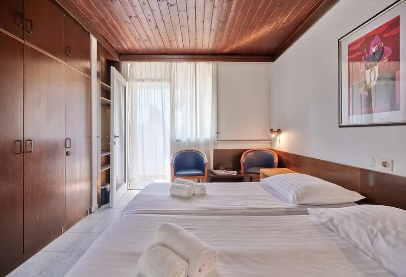 Quarto standard, Koversada Rooms