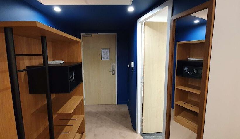 Номер Стандарт, Kyriad Aix Les Milles Plan De Campagne