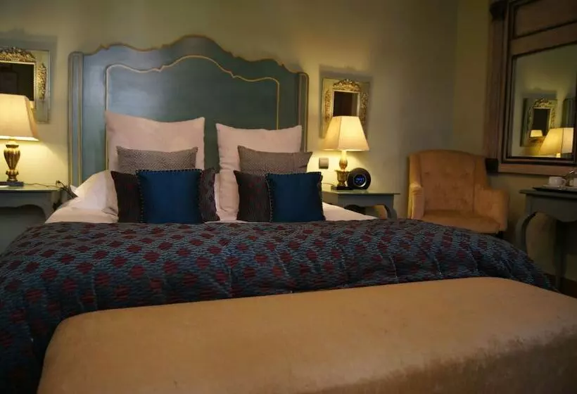 اتاق کلاسیک, La Villa Mazarin