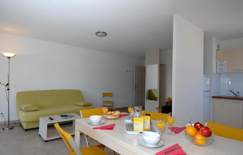 شقة غرفة واحدة, Les Parasols D Argens