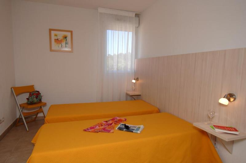 דירת שני חדרים, Les Parasols D Argens