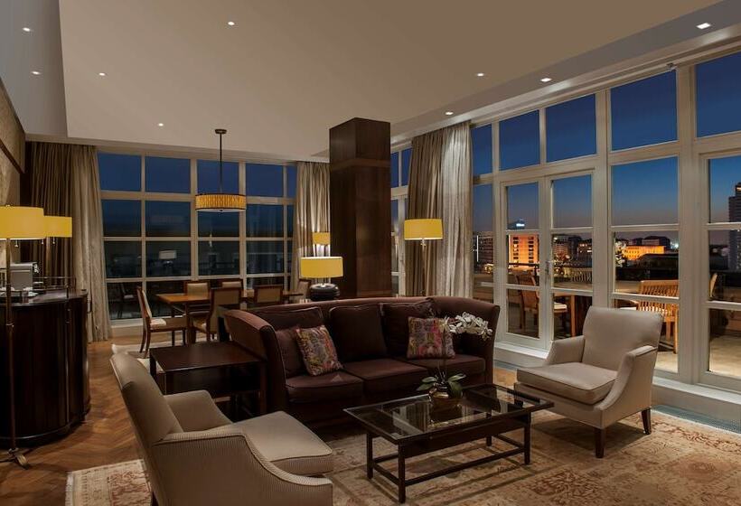 סוויטה עם טרסה, Park Hyatt Istanbul Macka Palas