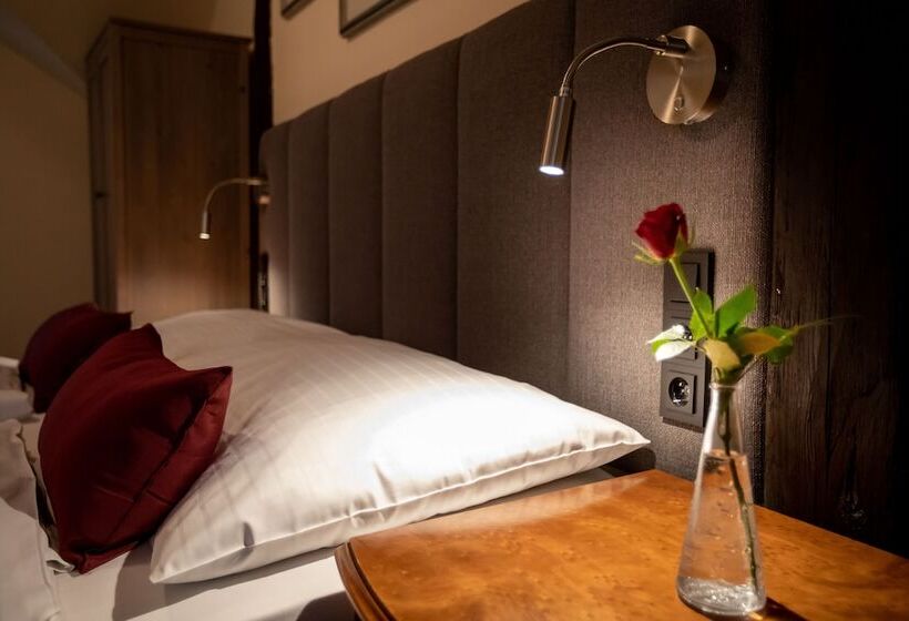 اتاق استاندارد, Pension U Lilie