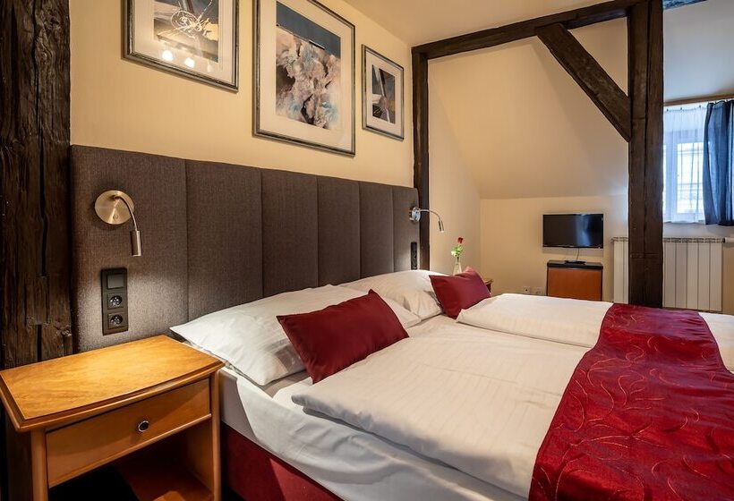 اتاق استاندارد, Pension U Lilie