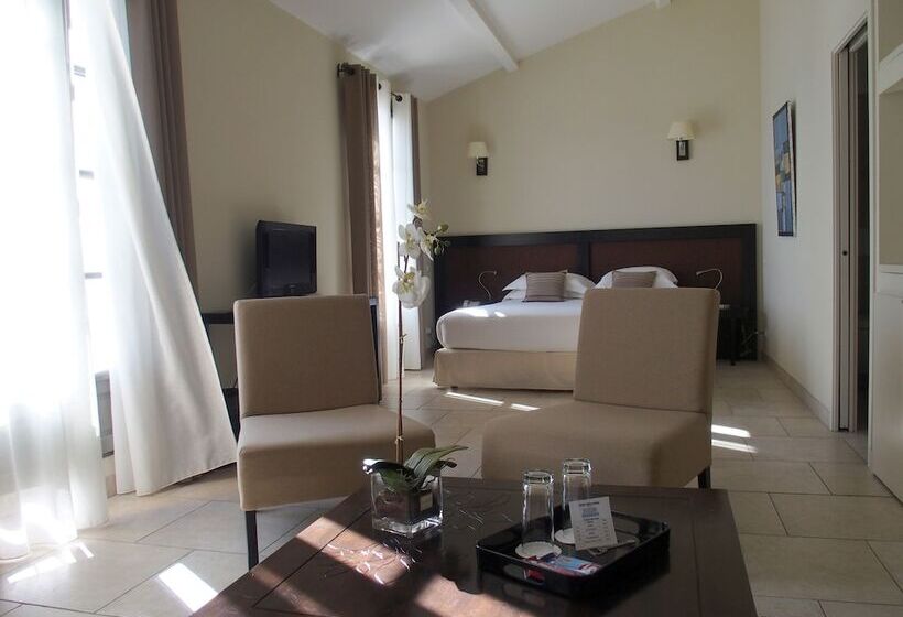 جناح ديلوكس مطل على البحر, Perla Rossa