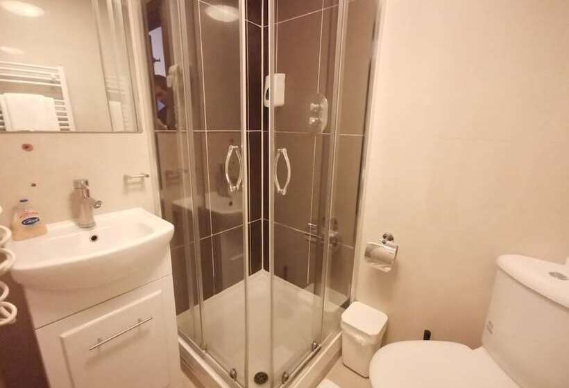 标准间, The Royale Chulan Hyde Park