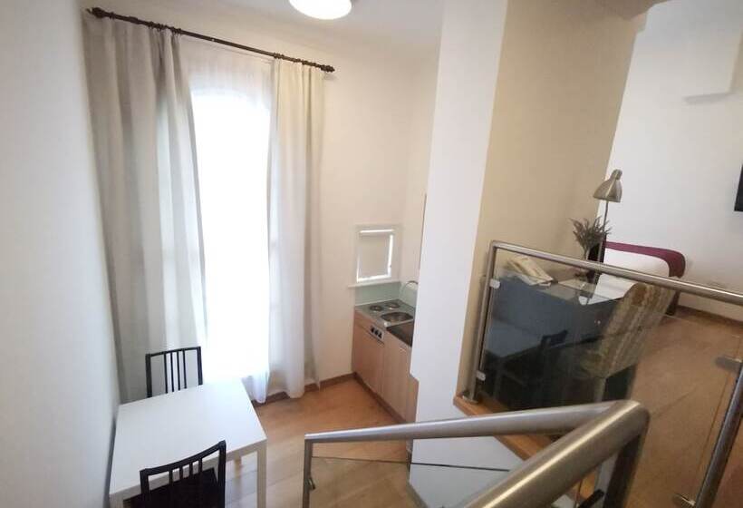 豪华房间, The Royale Chulan Hyde Park