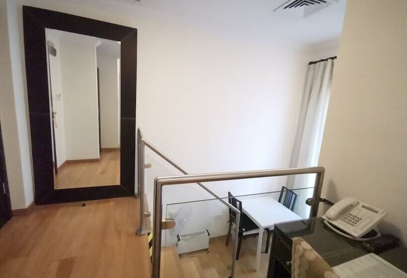 豪华房间, The Royale Chulan Hyde Park