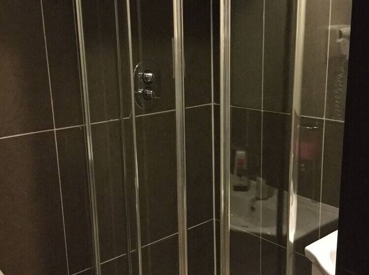 经济房, The Royale Chulan Hyde Park