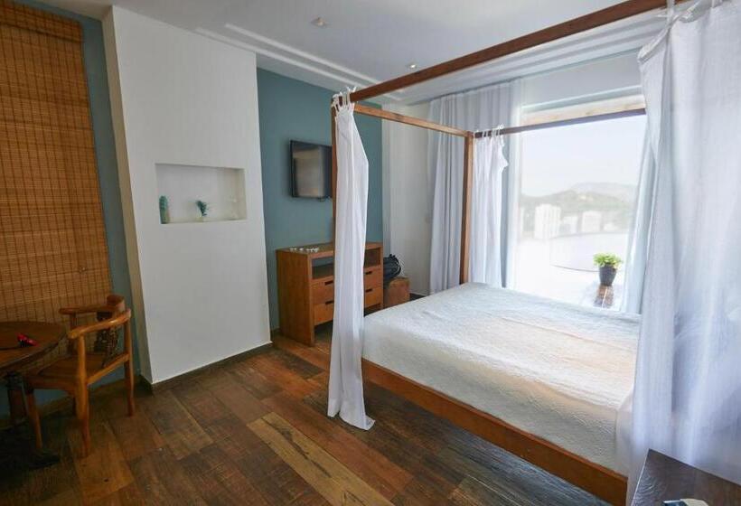 سوئیت مستر, Santa Vista Rio