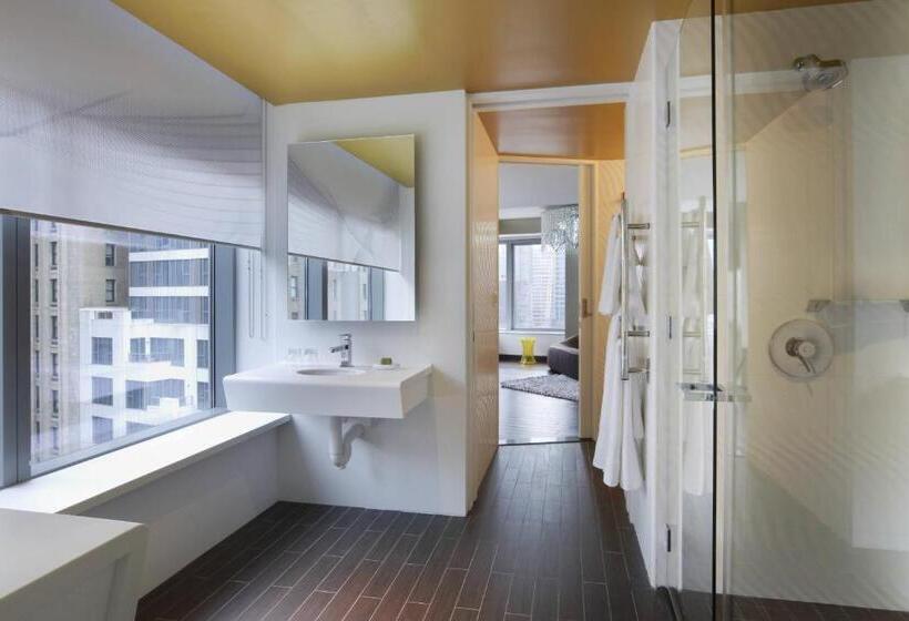 带大床的复式套间, The Washington By Luxurban