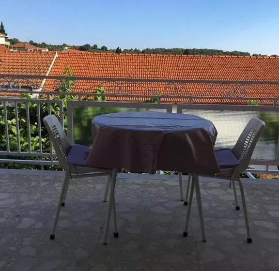 オーシャンビュースタンダードルームバルコニー付き, Double Room Hvar 15706d