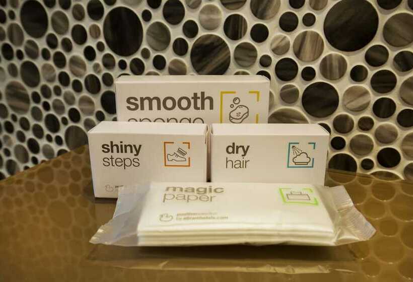 اتاق استاندارد سه نفره, YOMO Mola Park