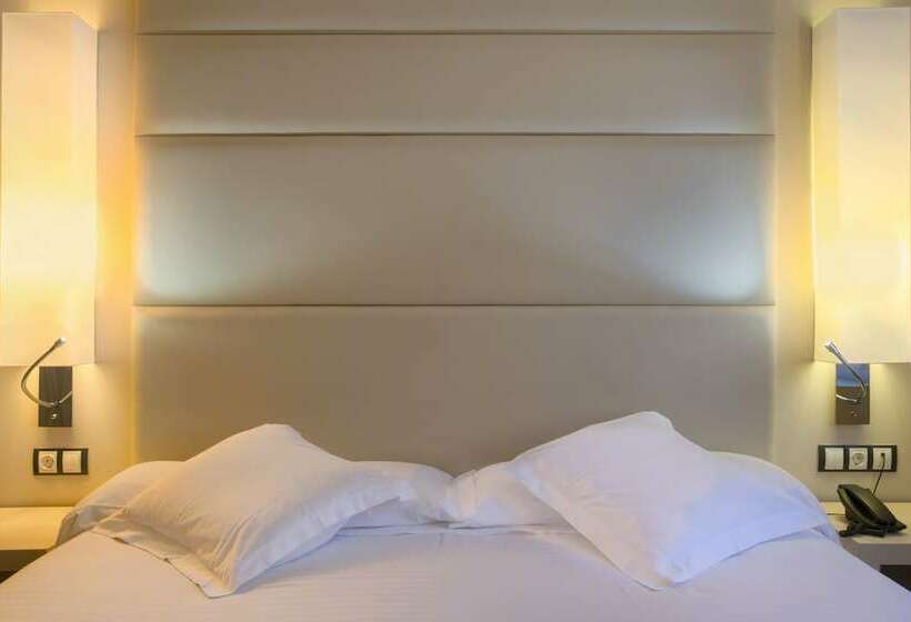 اتاق استاندارد, YOMO Mola Park