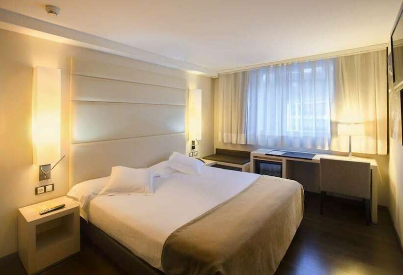 اتاق استاندارد, YOMO Mola Park