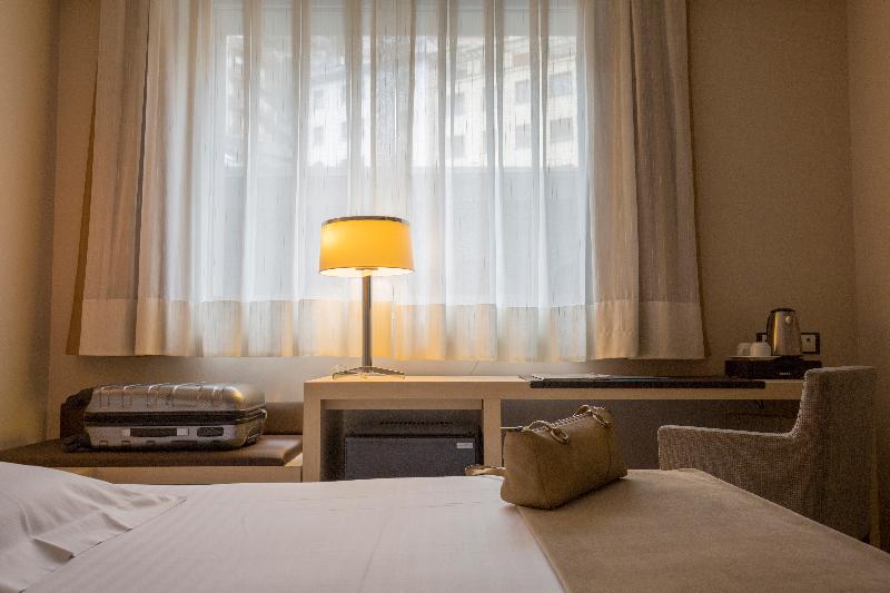 اتاق استاندارد, YOMO Mola Park