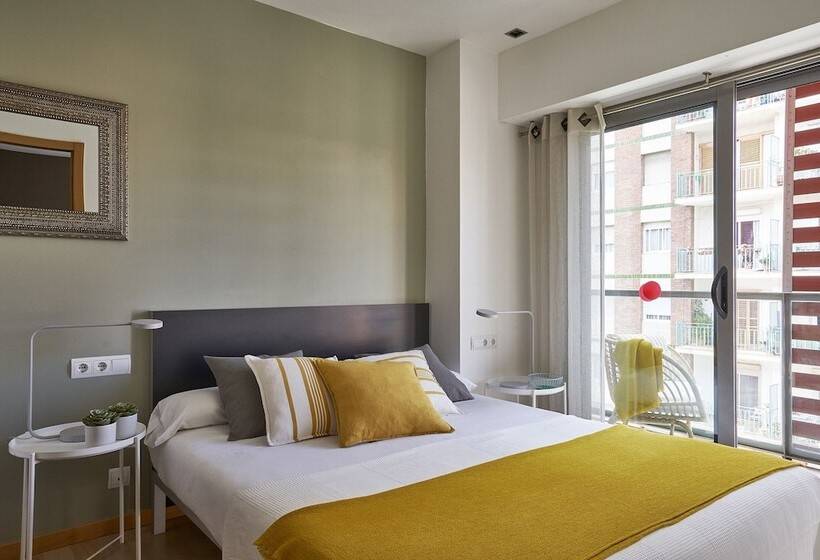 Семейные Апартаменты, Lugaris Rambla Apartments