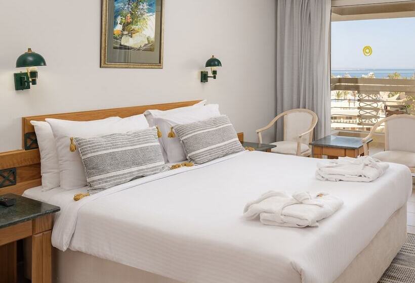 سوئیت خانواده 2 خوابه, Sindbad Club