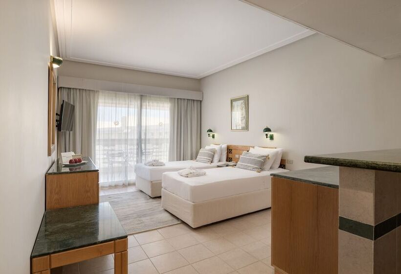 سوئیت خانواده 2 خوابه, Sindbad Club