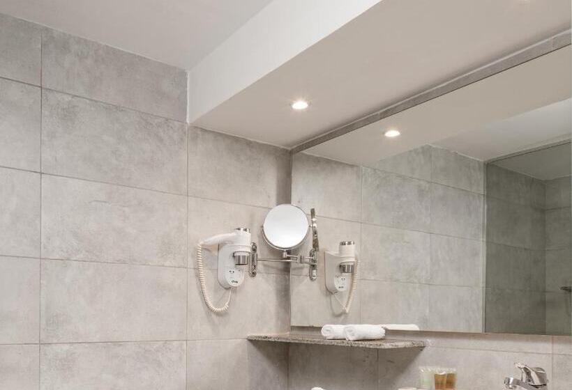 سوئیت خانواده 2 خوابه, Sindbad Club