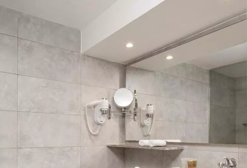 سوئیت خانواده 2 خوابه, Sindbad Club