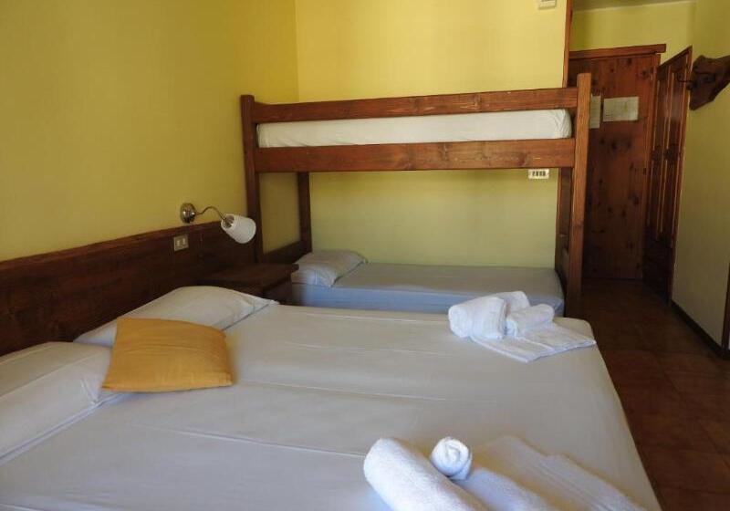 اتاق سوپریور, Sindbad Club