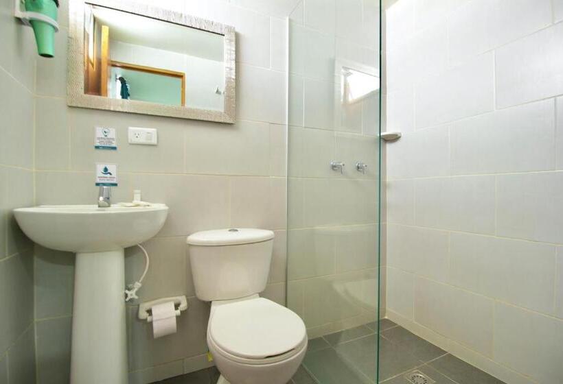 Quarto Estandar Banheiro Compartilhado, Poblado Park Guest House