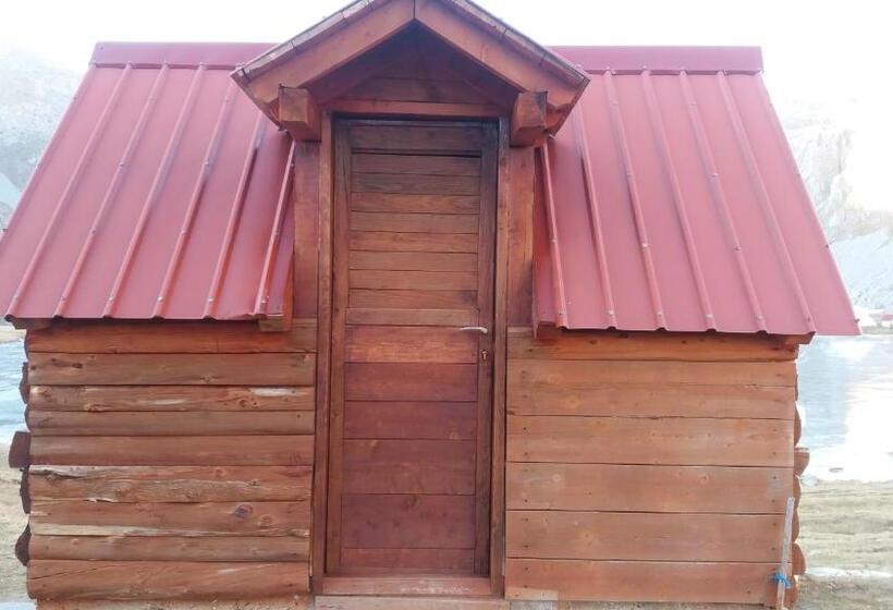 اتاق استاندارد با سرویس بهداشتی مشترک, Rural Household Minić Kapetanovo Jezero