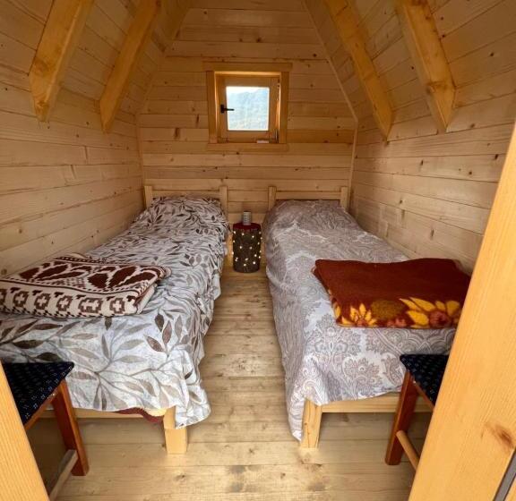 بانگلوی استاندارد, Rural Household Minić Kapetanovo Jezero