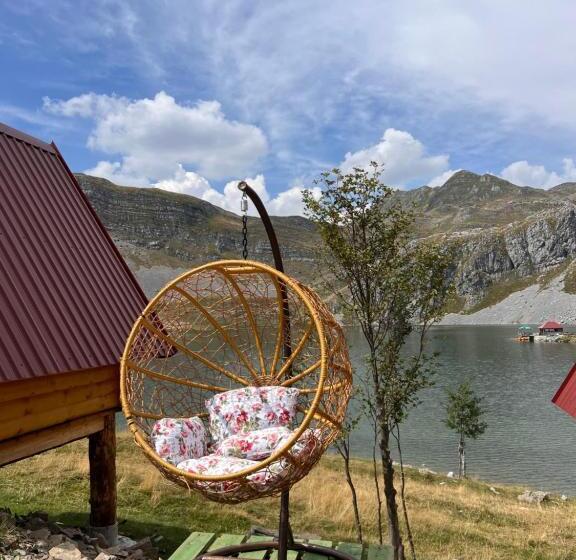 بانگلوی استاندارد, Rural Household Minić Kapetanovo Jezero