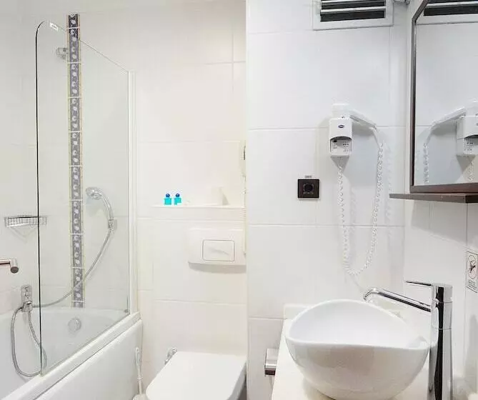 オーシャンビュースタンダードルーム, Ada Hotel Istanbul