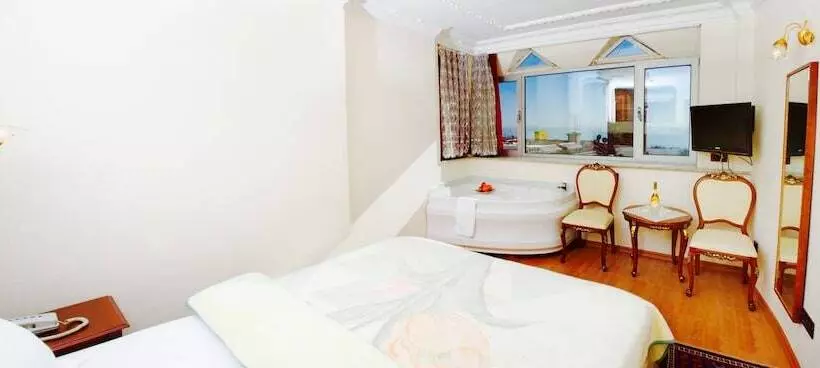 オーシャンビュースタンダードルーム, Ada Hotel Istanbul
