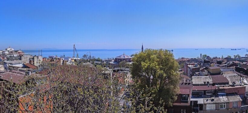 اتاق لوکس با چشمانداز دریا, Ada Hotel Istanbul