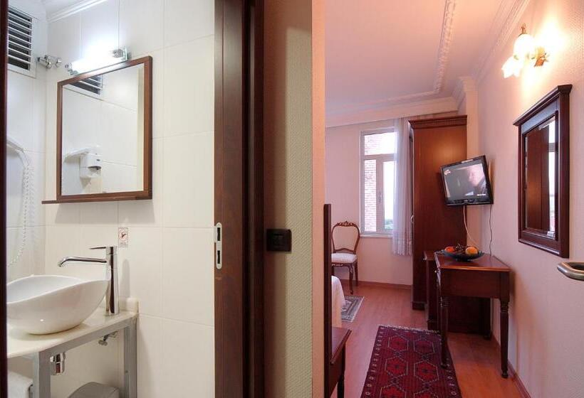 اتاق استاندارد با چشمانداز دریا, Ada Hotel Istanbul