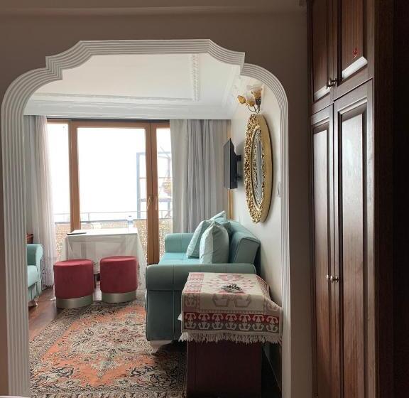 سوییت با چشمانداز دریا, Ada Hotel Istanbul