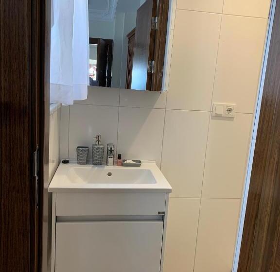 اتاق اکونومی, Ada Hotel Istanbul