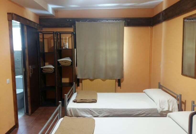 标准间, Alberg Les Daines