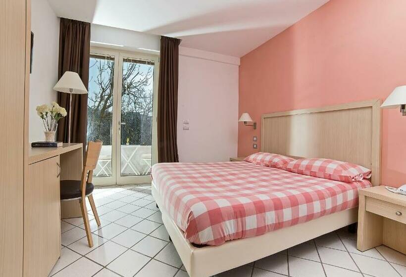 חדר סטנדרט, De Maria House