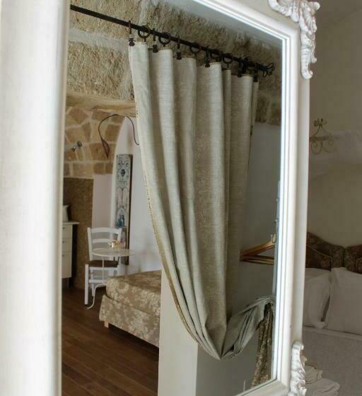 １ベッドルームアパートメント, Dei Serafini