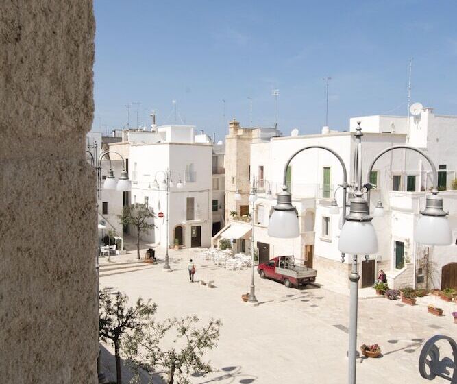 スーペリアールーム, Dei Serafini