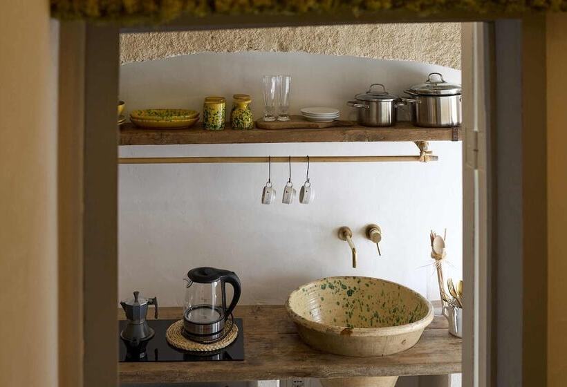 スタンダードルーム, Dei Serafini