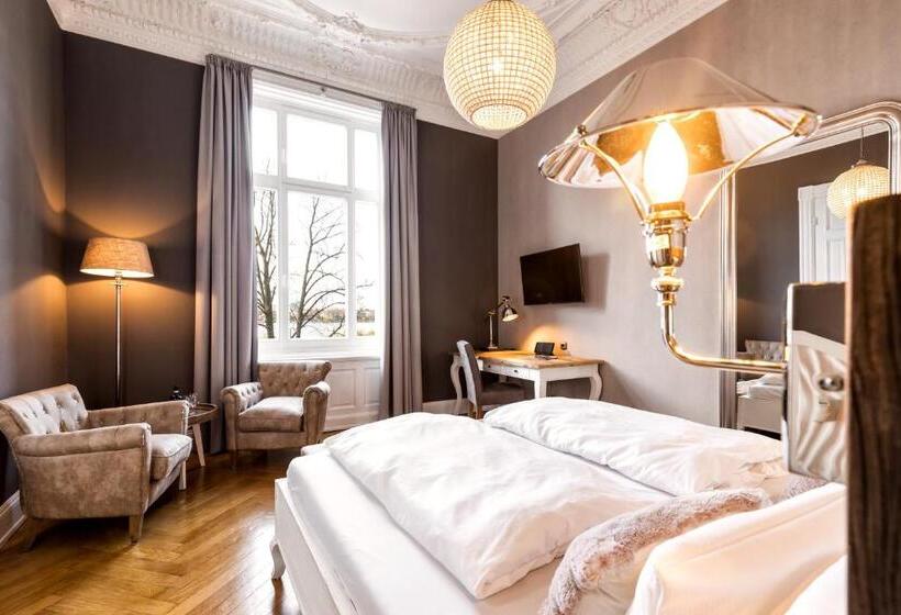 豪华湖景房, Alsterblick