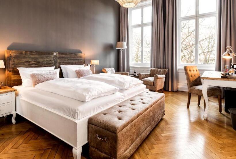 豪华湖景房, Alsterblick