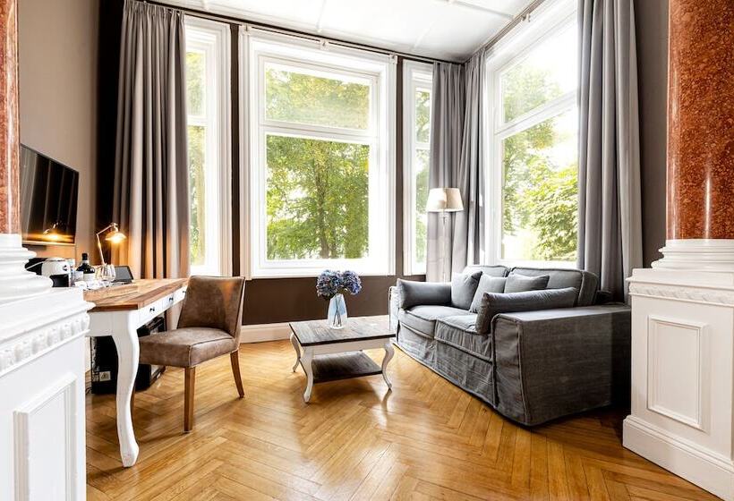 豪华湖景房, Alsterblick