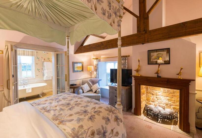 带大床的高级房间, Cavendish