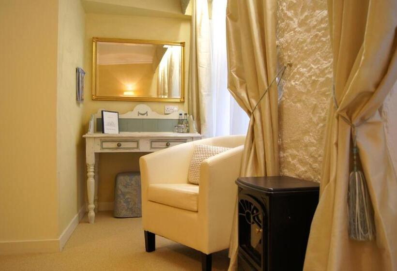 古典房间, Cluny Bank