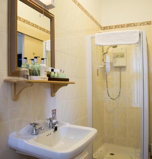 高级单人间, Cluny Bank